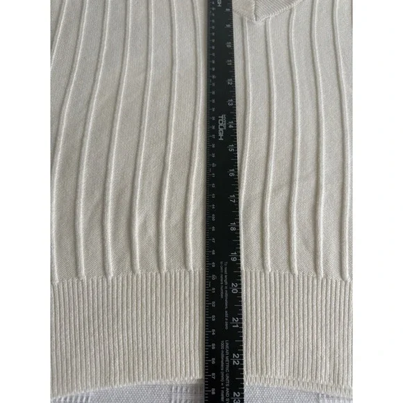 ANN TAYLOR NWT Ivory Ribbed V Neck Sweater Vest Soft Minimalist Capsule XL NEW - Picture 5 of 6